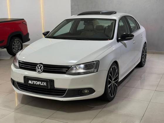 VOLKSWAGEN JETTA 2.0 COMFORTLINE FLEX 4P MANUAL VOLKSWAGEN JETTA 2.0 COMFORTLINE FLEX 4P MANUAL